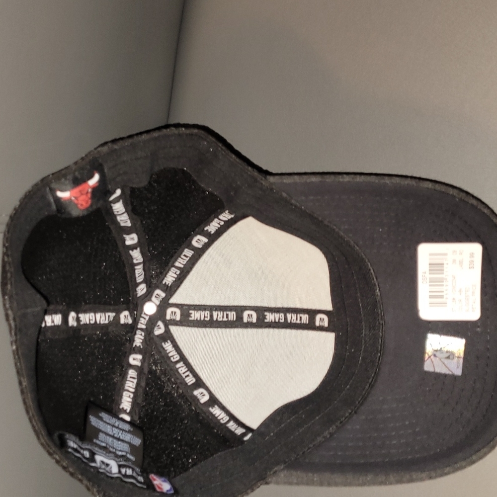 💕❌️SOLD❌Ultra Game Chicago Bulls NBA Basketball Mens Reflective Cap Hat Black O - Picture 13 of 13